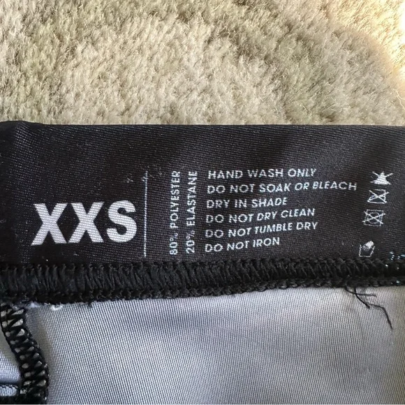 Blackmilk Space Invaders Leggings XXS - Picture 6 of 10